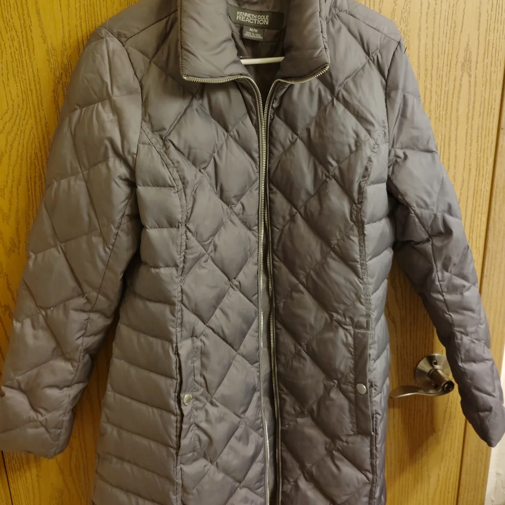 Kenneth Cole Women's Charcoal Quilted Puffer Jacket - Picture 1 of 4
